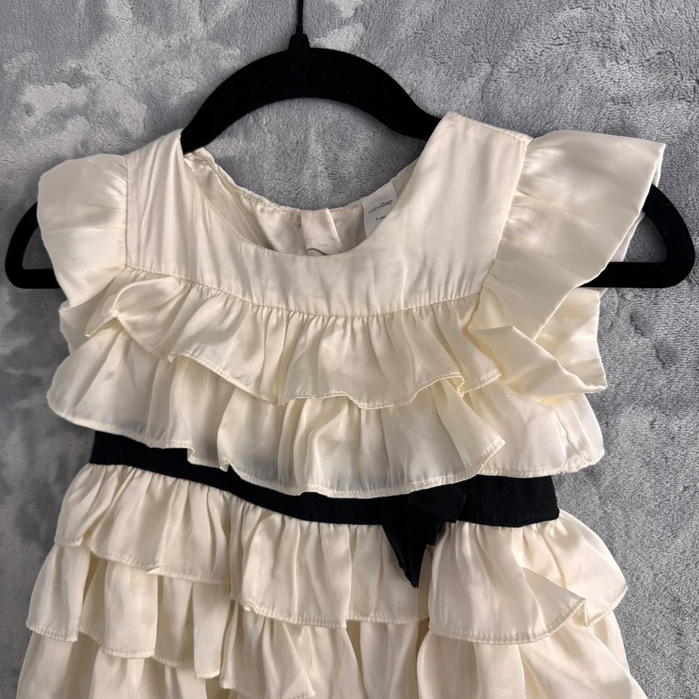babyGap Tiered Ruffle Dress Girls 5 Cream Sleeveless Special Occasion Bow